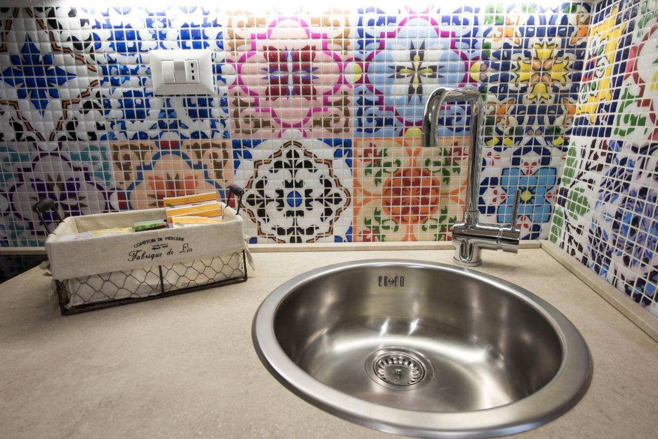 San Nicola Old Town Apartment Casatuaバーリ エクステリア 写真